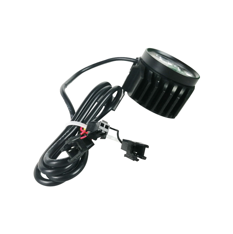 Lampe LED et klaxon avant