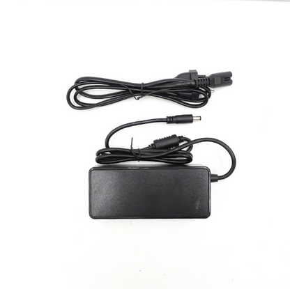 Chargeur 36V - 42V / 2A (connecteur DC 5.5 - 2.1mm)